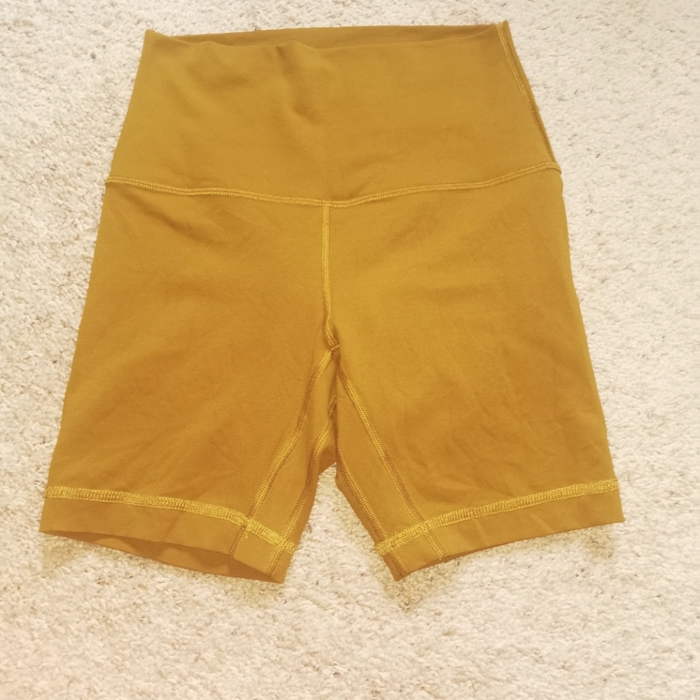 lululemon Align shorts 6" size 4 color dark gold